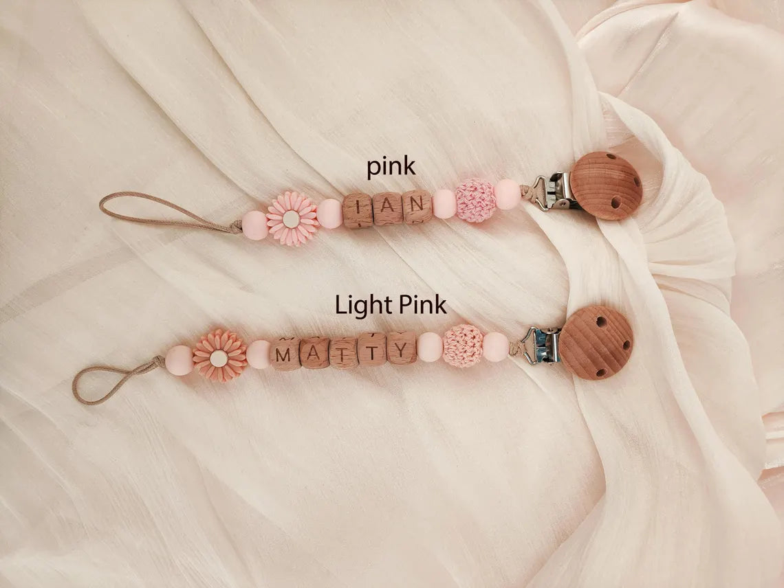Personalized Pacifier Clip, Custom Dummy Clip, Pacifier Holder, Soother Clip, Binky Clip, Baby Shower Gift, Baby Gift, Newborn Gift